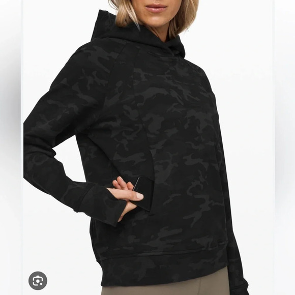 Lululemon Scuba Pullover in Incognito Camo Multi Grey size 4 - Picture 4 of 12